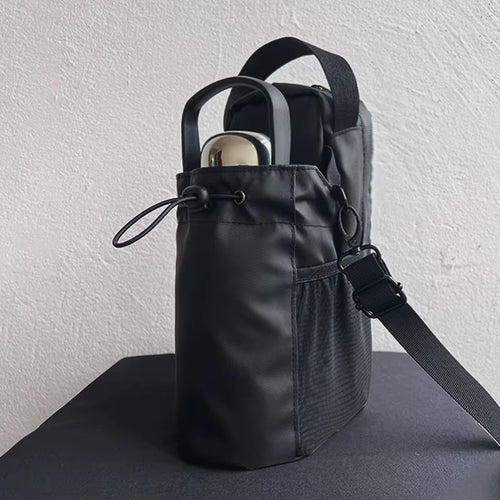The MagDock Bottle Bag